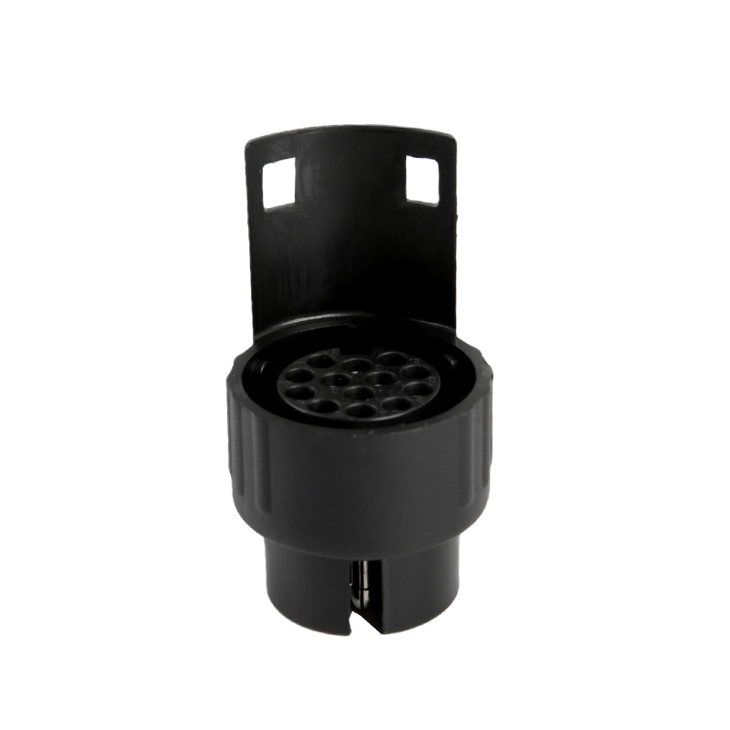 Adaptér 7pinová zástrčka do 13pinovej zásuvky JH027-A